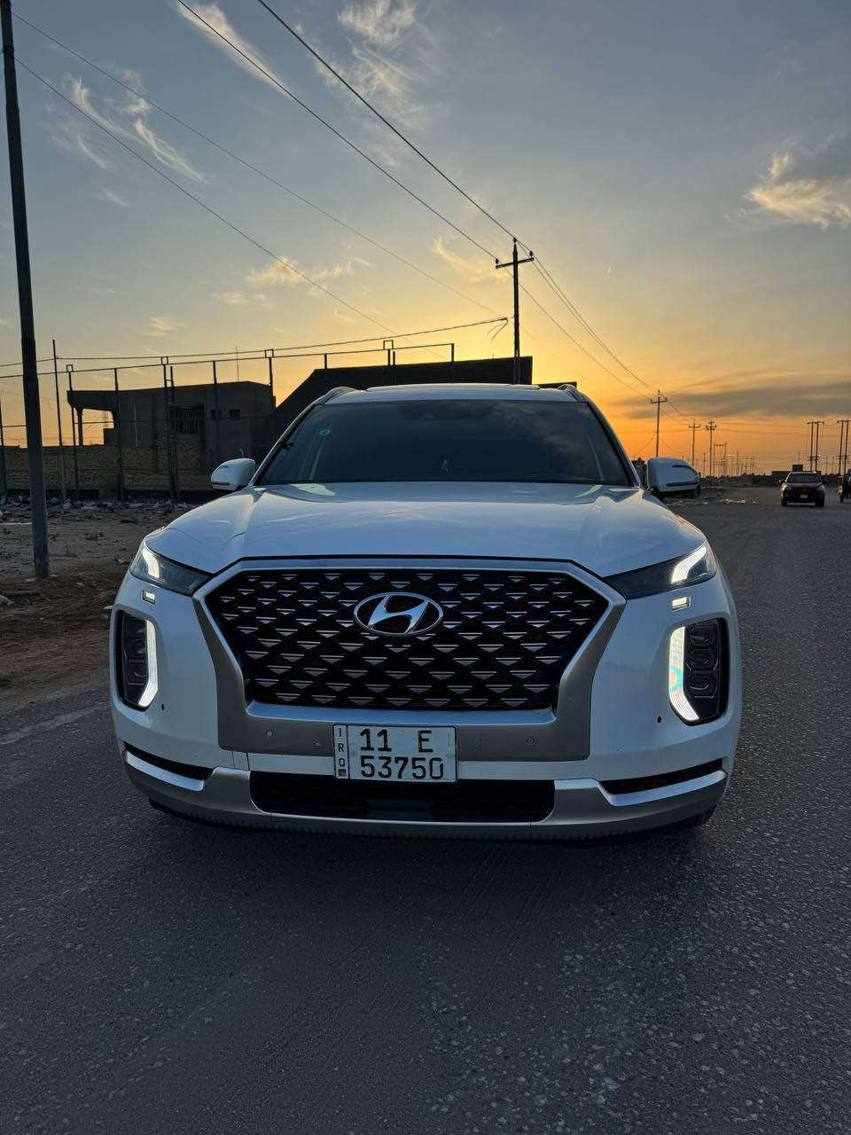 السلام وعليكم
هونداي بلسايد (كلگرافي) 

موديل 2022

السياره حادثه فقط بنيد 

رقم بغداد السياره ماشيه 68 

السعر :268وبيه مجال 

اللاتصال ***********

فول فول مواصفات 1/1

حجم المحرك : 3800 / 6 سلندر

عدد المقاعد 7 راكب 

فتحة سقف عدد (2) (بانورما)

سقف كنــــتارا

تتقدم وترجع بريمونت

شاشة عرض داتــــاشــــو

كيج الكــــتروني 

انــــارة دشبول وأبواب محيطيه متعددة الألوان 

بصمة ابواب

بصمة تشغيل 

تشغيل عن بعد (𝐑𝐄𝐌𝐎𝐓𝐄 𝐒𝐓𝐀𝐑𝐓)

شاحن هاتف لاسلكي

شاشة دشبول ديجيتال

سماعات هارمان كاردن عدد 16

عداد كاميرات 5 

كاميرا 360

كاميرا امامي

كاميرا جانبي

كاميرا خلفي

شفتات استيرن

هاند بريك بصمة

اوتو بارك (𝐀𝐔𝐓𝐎 𝐏𝐀𝐑𝐊)

اوتو هولد (𝐀𝐔𝐓𝐎 𝐇𝐎𝐋𝐃)

اوتو ستارت (𝐀𝐔𝐓𝐎 𝐒𝐓𝐀𝐑𝐓)

اوتو ستوب (𝐀𝐔𝐓𝐎 𝐒𝐓𝐎𝐏)

رادار 360

رادار امامي (تحديد مسار)

رادار جانبي  (نقاط عمياء)

رادار خلفي (التحذير من الاصطدام)

حساسات 360

حساسات امامي

حساسات جانبي 

حساسات خلفي

نظام (𝐒𝐌𝐀𝐑𝐓)

نظام (𝐒𝐏𝐎𝐑𝐓)

نظام (𝐂𝐎𝐌𝐅𝐎𝐑)

نطام (𝐄𝐂𝐎)

كشنات (𝐕𝐢𝐩)

كشنات مساج

كشنات جلد 

جميع كشنات كهربائي

كشنات خزن+ميموري 

كشنات تبريد امامي وخلفي

كشنات هيتر  امامي وخلفي

تحكمات استيرن

استيرن هيتر

تبريد لمس

تبريد مركزي 

صندوق شفط كهربائي 

لايتات (𝐋𝐄𝐃) لید عدسة زينون 

بكلايتات (𝐋𝐄𝐃) لید

 مكان السياره بابل بغداد, العراق
