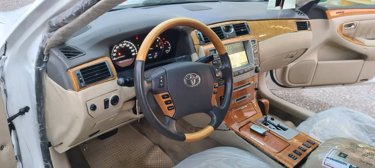 ماجێستا  مووس مووس مۆدێل 2008 بە سمە رساسی ✔
ناو زەرد 5 دوگمە قەپات مواسفات سلاید نیە 👍
کوشن جلد هیتر و خزن و 3 پەردە و سەلاجە 👋
گێر و مەکینە لۆک بۆیاخ سقف و حیزام بە شە رت 👍
تبرید مرکزی و برێک بە سراو جام هە ڵگیراو لێدراویکی بە سیتی هە یە ویلی 2 سایز  
دەبڵی کراوە بە شاهینە سوکان عەزەڵە سعری 50 گەڵا و مجال پێش و دوا سپۆرت *********** سلێمانی السليمانية, العراق
