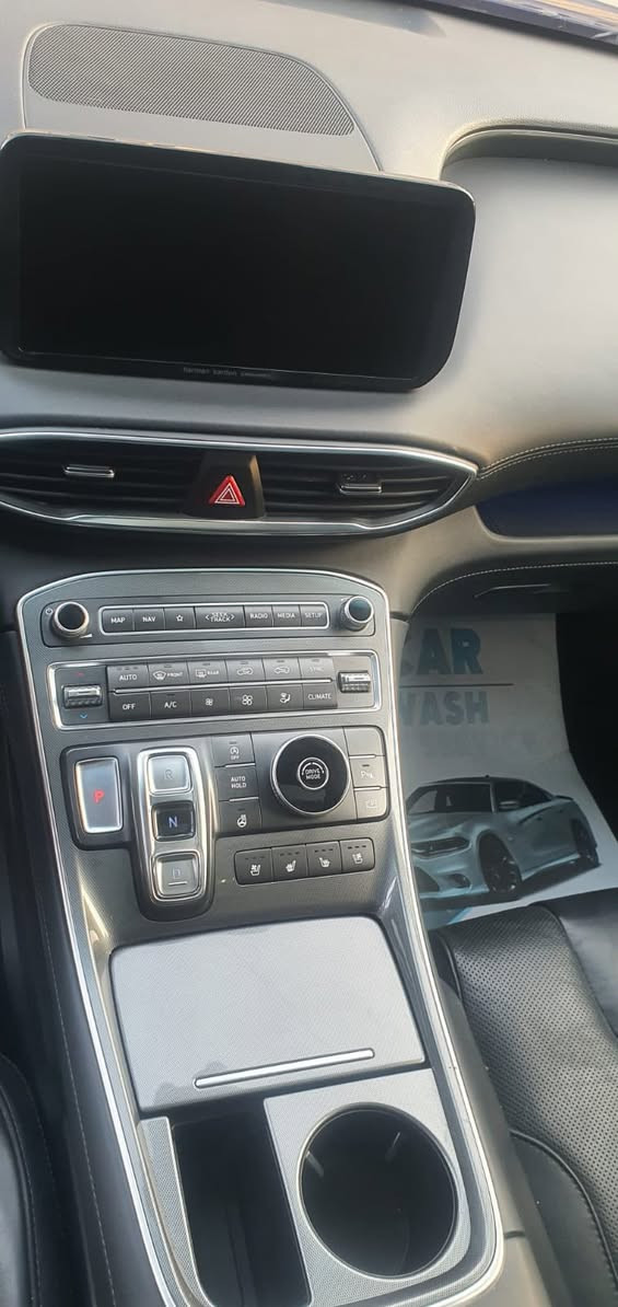 مواصفات
داتو شو 

رادار امامي + خلفي 

حساسات امامي + خلفي 

بردات بل بيبان 

كشنات جلد كهرباء 

بنوراما 

جنطه كهرباء 

٦ كامرات 

تسجيل داخلي 

تقديم وترجيع السياره ب الريمونت 

بيبان بصمه سياره فول الفول ب220 وبيها مجال مكاني بغداد الحريه ***********
