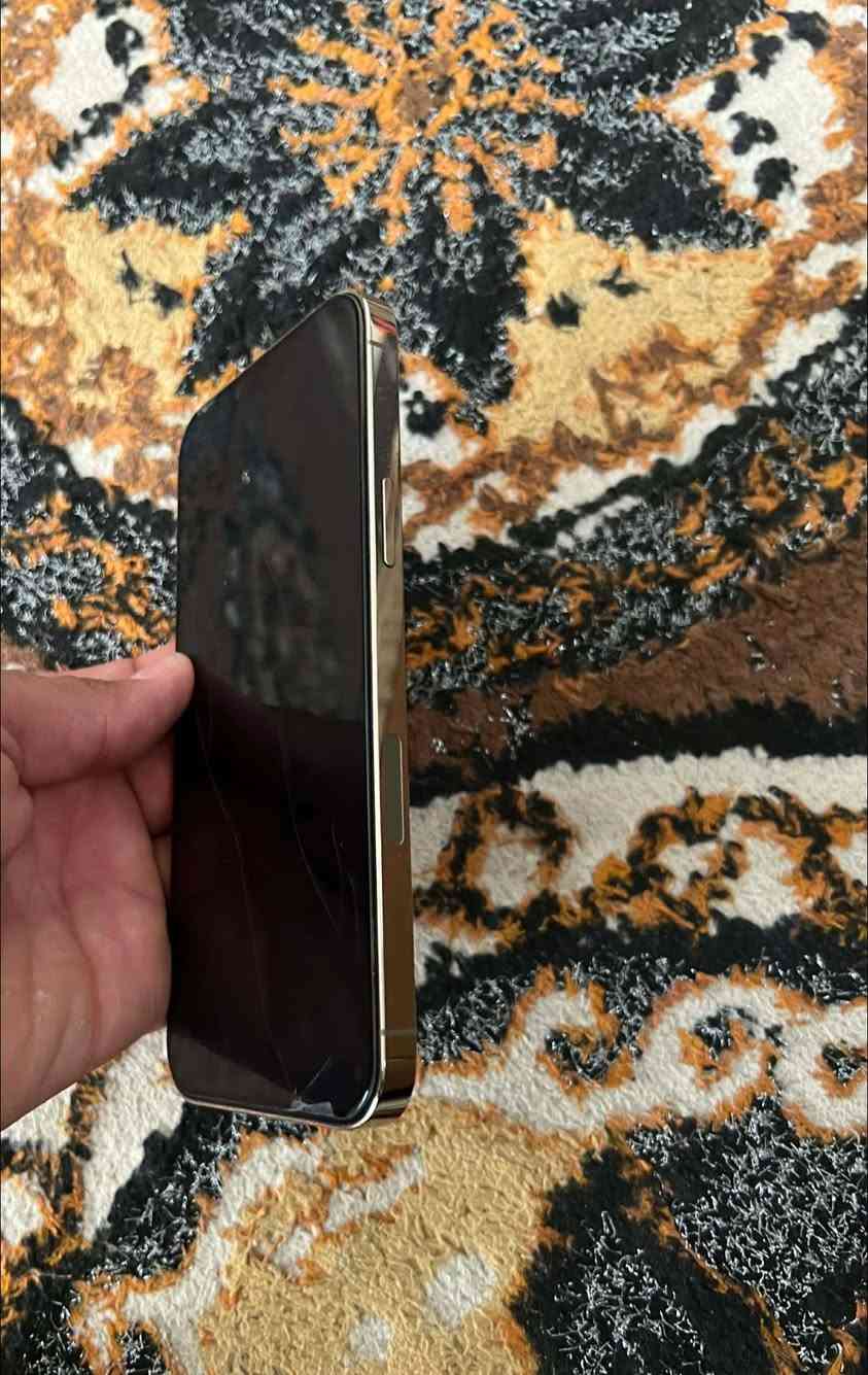 سلام عليكم ملاحضة جهاز بس ضهرة مكسور و صوره غديمة بدون كسر   13 برو ماكس لون ذهبي
ذاكرة 512 بطارية 🔋 76 بلادية  
سعر 620 بي مجال مكان بابل طريق وردية خارج    هاي لزكة  الفطر
الرقم ***********

