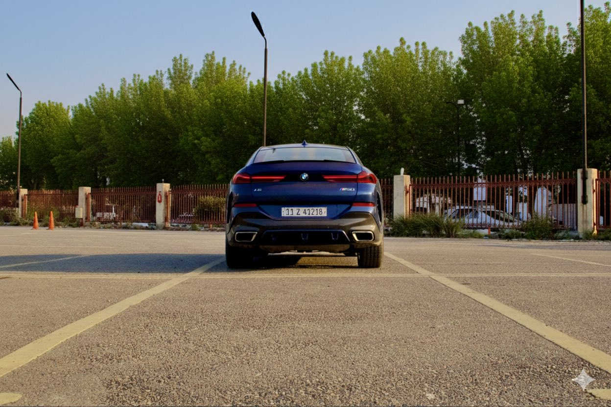🚗 مراوس ويه لاندكروز فقط
BMW X6 M50i –  2021| وارد خليجي    وكالة العروش

🌍 المدينة - بغداد –  المنصور 

•   🛣️  المسافة المقطوعة    -   68 الف كلم 

------------------------------------------------------------  
***********
✅ المواصفات :

🔧 المحرك: 4.4 لتر V8 توين تيربو
📏 الممشى: 40,000 كم
🌍 الوارد: خليجي – عروش
🛡️ الحالة: مكفولة بالكامل
🛞 الجنوط: 22 إنج رياضية

• قوة تقارب 600+ حصان (نسخة M Performance)
• ناقل حركة أوتوماتيك رياضي 8 سرعات
• نظام الدفع: xDrive دفع رباعي ذكي
• أنماط قيادة متعددة (Comfort / Sport / Sport+)
• مقاعد M جلد رياضي فاخر
• مقاعد أمامية كهرباء مع ذاكرة
• تدفئة وتبريد للمقاعد الأمامية
• تدفئة للمقاعد الخلفية
• تدفئة مقود
• سقف بانوراما
• إضاءة محيطية متعددة الألوان
• شاشة وسطية كبيرة iDrive Touch
• Apple CarPlay & Android Auto
• نظام ملاحة GPS
• نظام صوت Harman Kardon المحيطي
• شاحن لاسلكي
• كاميرات 360 درجة
• رادار أمامي وخلفي
• نظام المحافظة على المسار
