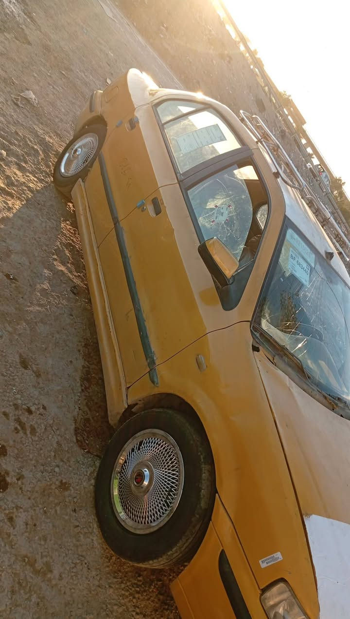 سلام عليكم عندي سمند 20012جهازه من كلشي مرواس بيع عادي مرواس وانطي فراق صحبه بل كوات م ريلح السعر 17مكاني بغداد  سنويه صاقطه  ***********
