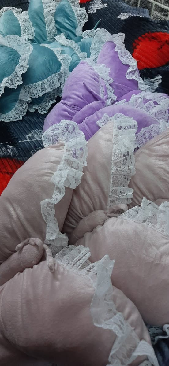 كوشات العروس🦋  كميه محدوده للطلب راسلنا خاص زوج 20الف


**إذا كنت صاحب هذا الإعلان وتريد حذفه لأي سبب، رجاءا أرسل رسالة إلى الدعم الفني**