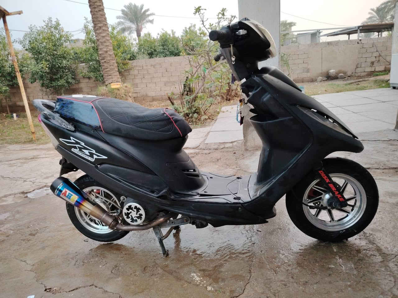 السلام عليكم ماكس عدلة للبيع دراجه نضيفه سلف نص نكره الكهربايات كلهه شغاله لايت عالي ناصي الدرجه شلع ومعدل الدراجه خرسه المكينه ناعمه السعر 450 وبيهه مجال بصيط صالنصه رياضي هاي الكاتم مو وياهه مكان بغداد جسر ديالى


**إذا كنت صاحب هذا الإعلان وتريد حذفه لأي سبب، رجاءا أرسل رسالة إلى الدعم الفني**