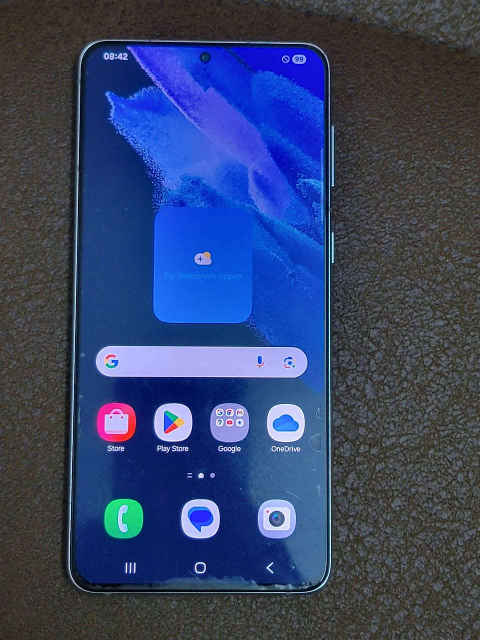 Samsung Galaxy S21 Plus 5G
السعر ٣٢٥٠ الف

يدعم الهاتف خاصية الـ NFC .
يدعم شريحتين إتصال من نوع Nano Sim .
يدعم شبكات الاتصال الجيل الثاني الـ 2G والجيل الثالث الـ 3G والجيل الرابع الـ 4G والجيل الخامس الـ 5G .
متانة وجودة الخامات التي تم استخدامها في تصنيع الهاتف تأتي بظهر من الزجاج محمي بجوريلا فيكتس مع إطار من معدن الالمونيوم .
الهاتف مقاوم للماء والغبار بشهادة IP68 حتى متر ونصف أسفل الماء لمدة 30 دقيقة .
أما عن أبعاد الهاتف فيأتي بأبعاد 161.4×75.6×7.8 ملم مع وزن يقدر بـ 202 جرام .
الشاشة تأتي بشكل الثقب في منتصف الشاشة من نوع Dynamic AMOLED 2X بمساحة 6.7 بوصة بجودة الـ FHD+ بدقة 1080×2400 بكسل بمعدل كثافة بكسلات 394 بكسل لكل إنش مع دعم الشاشة لأبعاد العرض بنسبة 20:9 مع وجود طبقة حماية من نوع Corning Gorilla Glass Victus بالإضافة لدعم الشاشة الأعلى الـ 120Hz كما يدعم خاصية الـ HDR10+ مع سطوع يصل الي 1300 شمعة .
يتوفر الهاتف بإًصدار 256 جيجا بايت من نوع UFS 3.1 مع ذاكرة عشوائية بسعة 8 جيجا بايت .
لا يدعم الهاتف إمكانية زيادة المساحة التخزينية عن طريق كارت ميموري .
أما عن الأداء فالإصدار الذي سيتم توفيره في مصر فيأتي بمعالج من شركة سامسونج نفسها حيث يأتي من نوع Exynos 2100 بتكنولوجيا الـ 5nm ليكون أقوى من الأجيال السابقة من اكسنوس فالمعالج قادر على تشغيل الألعاب الثقيلة والمهام اليومية المكثفة مهما كانت فهو نفس معالج الـ Samsung Galaxy S21 5G والـ Samsung Galaxy S21 Ultra 5G .. وهو داعم لشبكات الجيل الخامس .
الكاميرا الأمامية تأتي بدقة 10 ميجا بكسل بفتحة عدسة F/2.2 .
الكاميرا الخلفية تأتي ثلاثية حيث تأتي الكاميرا الأولى وهي الكاميرا الأساسية بدقة 12 ميجا بكسل بفتحة عدسة F/1.8 مع دعمها للمثبت البصري الـ OIS أما عن الكاميرا الثانية فهي الكاميرا الخاصة بالتصوير الواسع فتأتي بدقة 12 ميجا بكسل بفتحة عدسة F/2.2 أما عن الكاميرا الثالثة فهي الكاميرا الخاصة بالزوم وتأتي بدقة 64 ميجا بكسل بفتحة عدسة F/2.0 وتدعم الـ OIS وتدعم زوم حقيقي 3X و زوم ديجتال حتى 30X بالإضافة إلى فلاش من نوع ليد فلاش .
يدعم الميكروفون الثانوي الخاص بعزل الضوضاء والضجيج أثناء استخدام الهاتف بصفة عامة .
يدعم تصوير الفيديوهات بجودة الـ 8K بمعدل التقاط 24 إطار في الثانية كما يدعم التصوير بجودة الـ 4K بمعدل التقاط 30 و60 إطار في الثانية كما يدعم التصوير بجودة الـ FHD بمعدل التقاط 30 و60 و120 إطار في الثانية كما يدعم التصوير بجودة الـ HD بمعدل التقاط 960 إطار في الثانية .
السماعات الخارجية تأتي بصوت ستيريو للحصول على تجربة صوتية مجسمة ومميزة .
يدعم الهاتف الـ Samsung DeX لمشاركة ملفاتك على الكمبيوتر مع دعمه أيضا للمساعد الصوتي الـ Bixby .
الواي فاي يأتي بترددات الـ a/b/g/n/ac/ax بالإضافة لدعمه إلى الـ dual-band, Wi-Fi Direct, hotspot .
البلوتوث يأتي بإصدار 5.0 كما يدعم خاصيتي الـ A2DP, LE .
يدعم تحديد الموقع الجغرافي الـ GPS كما يدعم أنظمة الملاحة الأخرى مثل الـ A-GPS, GLONASS, BDS, GALILEO .
وسائل الأمان والحماية الموجود بالهاتف : يدعم مستشعر البصمة ويأتي مدمج بالشاشة ويعمل عن طريق الموجات فوق الصوتية الـ ultrasonic بالإضافة لدعمه إلى خاصية الـ Face unlock لفتح الهاتف عن طريق الوجه .
كما يدعم الهاتف معظم المستشعرات الأخرى مثل التسارع والقرب والجيروسكوب والبوصلة والضغط الجوي .
أما عن منفذ الـ USB فيأتي من النوع الأحدث الـ Type C .
البطارية تأتي بسعة 4800 مللي أمبير مع دعمها للشحن السريع بقوة 25 واط والشحن اللاسلكي بقوة 15 واط والشحن اللاسلكي العكسي بقوة 4.5 واط .


**إذا كنت صاحب هذا الإعلان وتريد حذفه لأي سبب، رجاءا أرسل رسالة إلى الدعم الفني**