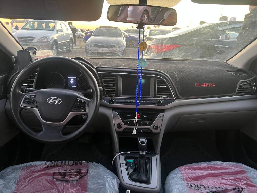 النترا وارد امريكي موديل2018 سياره معوقين وصارت حره بسم بنيه كبل تحول حادثة بابين بامريكا والبنيد بي صبغ والباقي كفاله عامه حداديه طوبه السياره جاهزه السعر 108 رقم تلفوني *********** البصرة, العراق
