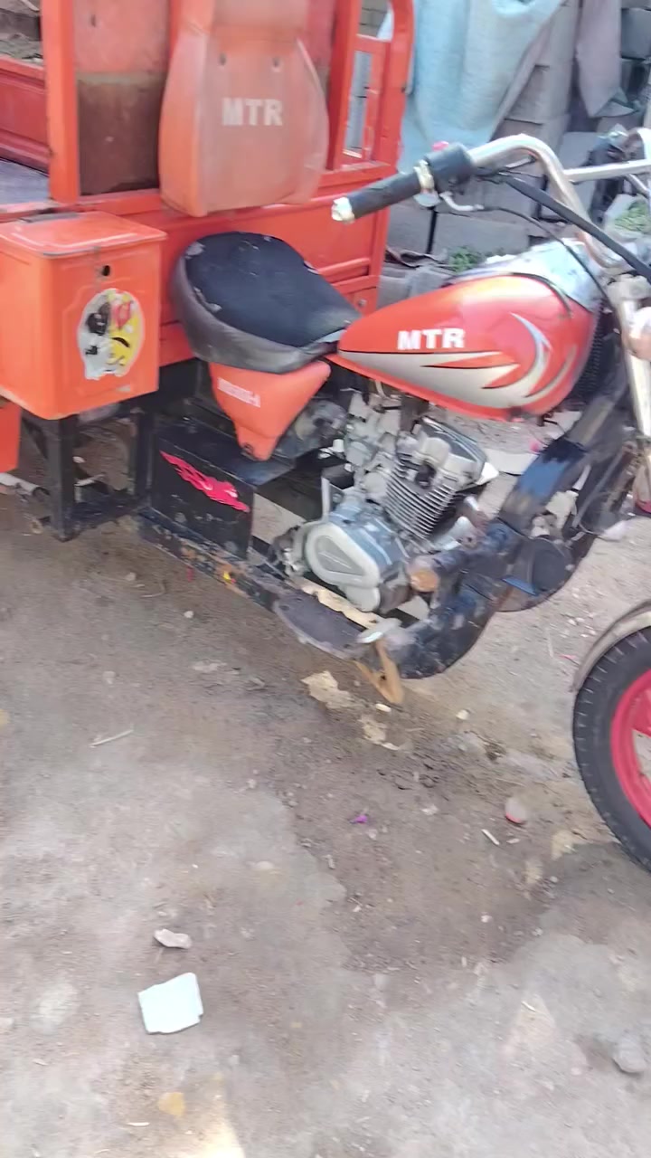 السلام عليكم  للبيع ستوته اوراق موديل 2015 ستوته جاهزه من كلشي كهربائيات كلها شغاله شاصي نظيف. بدي مابيه خياس السعر مليون وميه وخمسين وبيها مجال.   العنوان. البصره.  قضاء المدينه. رقم الهاتف  ***********
