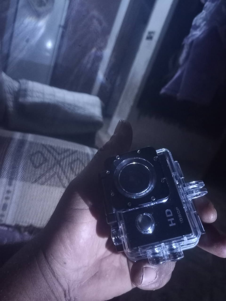 سلام عليكم هاي كامره مال مغامرات وصير للسياره اماميه للبيع هذا رقمي ***********
