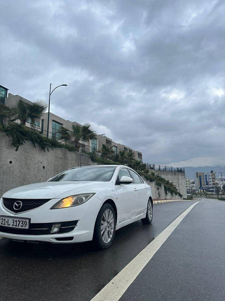 مازدای 6. مؤدیلی 2009. خلیجی
 بێ بؤیاخ کەمی ساردو شوختی هەیە سەیارەکەبێ مەسرەفە پاتریو ڕۆنو هایدرؤلیکی گیڕو تایەی و تاقم کوشنی  گۆڕاوە تەبریدو گیڕو مە کینەی بەشەرت  مواسەفاتی سوکان فؤلیومو تەحدید سورعەو شاشە ئایپادە سەیارەکە  بێمەسرەفە   سعری 85 گەڵاو کەمی مەعامەلە سەیارەکە لەسلیمانیە
*********** السليمانية, العراق
