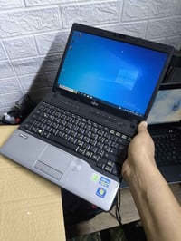 كور i5 جيل ثالث • رام 4 جيجا • شاشة 13