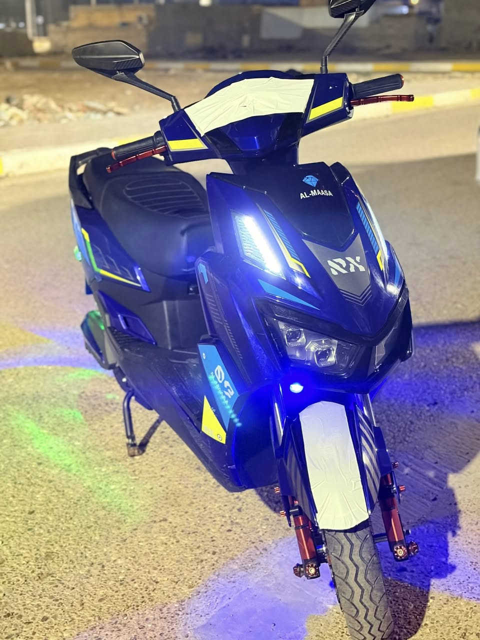 سلام عليكم ماطور شحن للبيع نوع شبح من شركة ((الماسة)) أرقة شركة بالعراق موديل ((2025))ماطور جديد بعدة شرط الفحص مستخدم شهر ونص بالزايد فول مواصفات كهربائيات كلها شغالة بلوتوث دبل إشارة إشارة يمنة يسرة مرايات هورن لايت عالي ناصي زنون قوي نشرات لون مميز ازرق شخط مآبي ٦بطاريات شرط الفحص تفحص كدام عينك يلة تأخذ نظام البك Rيعني يرجع ليورة مثبت سرعة الماطور كفاله عامة أربع سرع ماطور بعدة جديد السعر 650 وبي مجال كلش بسيط للشراي وللطيبين المكان الأنبار الرمادي الرقم /***********
