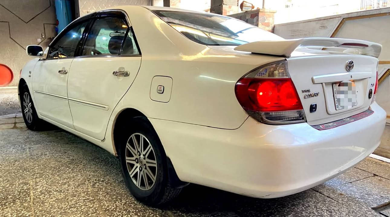 كامري 2006خليجي فخر ما صنعت  Toyota 
بجم كبس  حادث جانبي بسيط بدون دواخل 
كير مكينه   تبريد  ثلج قطعتين 
  كهربائيات شركه  سياره  جاهزه من كلشي   واني جانيها من 2015  سنويه باسمي  بغداد 
السعر  103 $ فقط إذا شراي اتصل  رحمه على والديك تفاصيل اكثر   .
على موبايل ***********  مكاني بغداد

