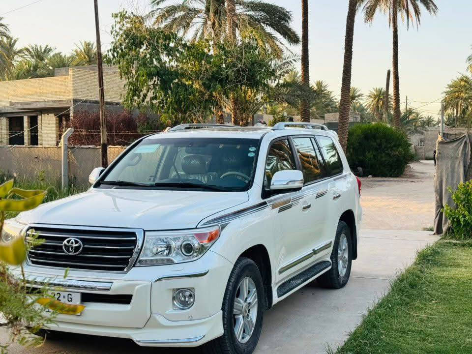 بريم 2014
6 سلندر
كفالة عامة 
أرييل دولي ( مداور  أو وكاله) 
يوجد سونر 
***********
مكان السياره النجف الاشرف النجف, العراق
