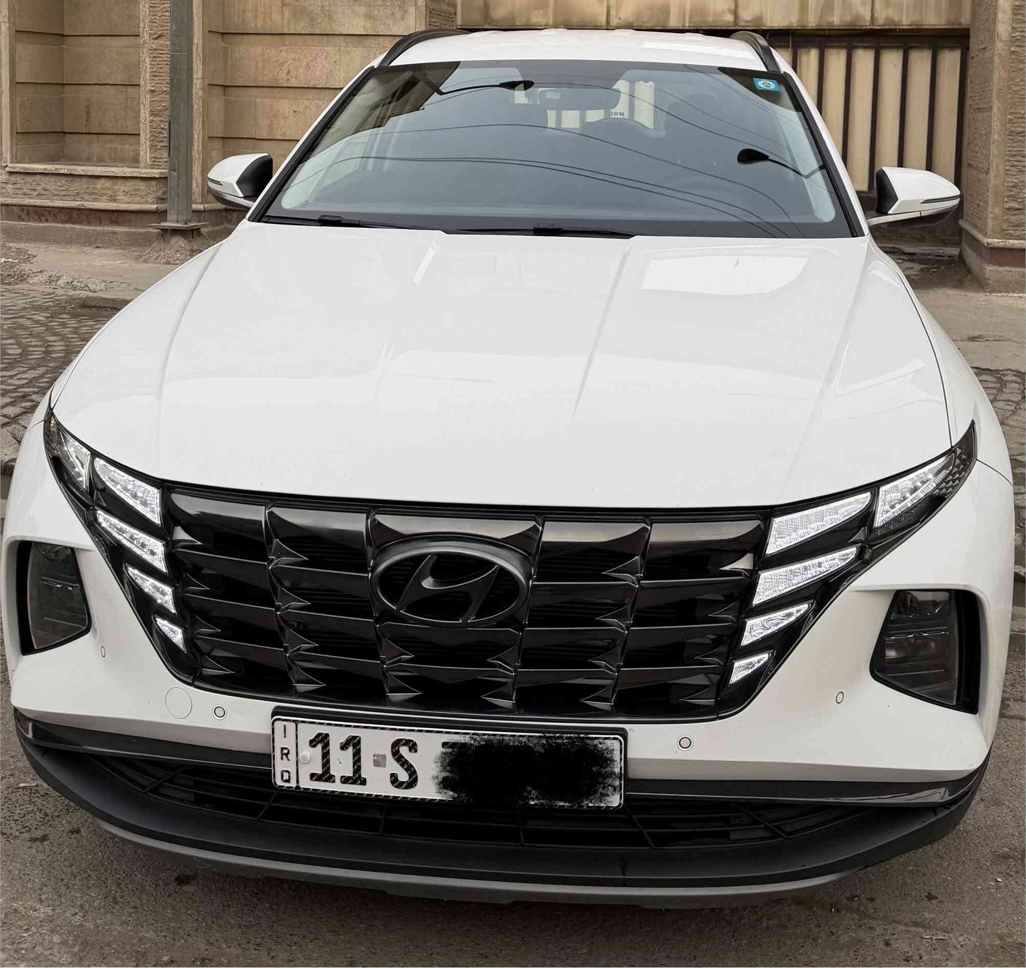 سلام عليكم للبيع توسان موديل23 لسياره حلوه اوربع دينار مابيها مواصفاتها قماره حديد اوتو هولد رادار كامره كشن كهرباء 
مكان سياره بغداد
السعر207
للاتصال
***********
