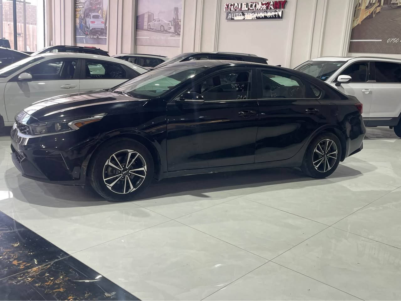 سلام عليكم
سيارا كيا فورتي موديل 2024 وارد امريكي 
سيارا بيها بنيد باب صبغ جاملغ خلفي كلير امريكي بي دون دواخل بي دون ارباك شرط 
سيارا نص مواصفات 
ماشي 29 الف 
سيارا يت رقم شمالي 
اربيل سليماني دهوك 
عنوان سيارا اربيل شارع 100م
ره قم تلفون 📞 ***********واتساب 
*********** أربيل, العراق
