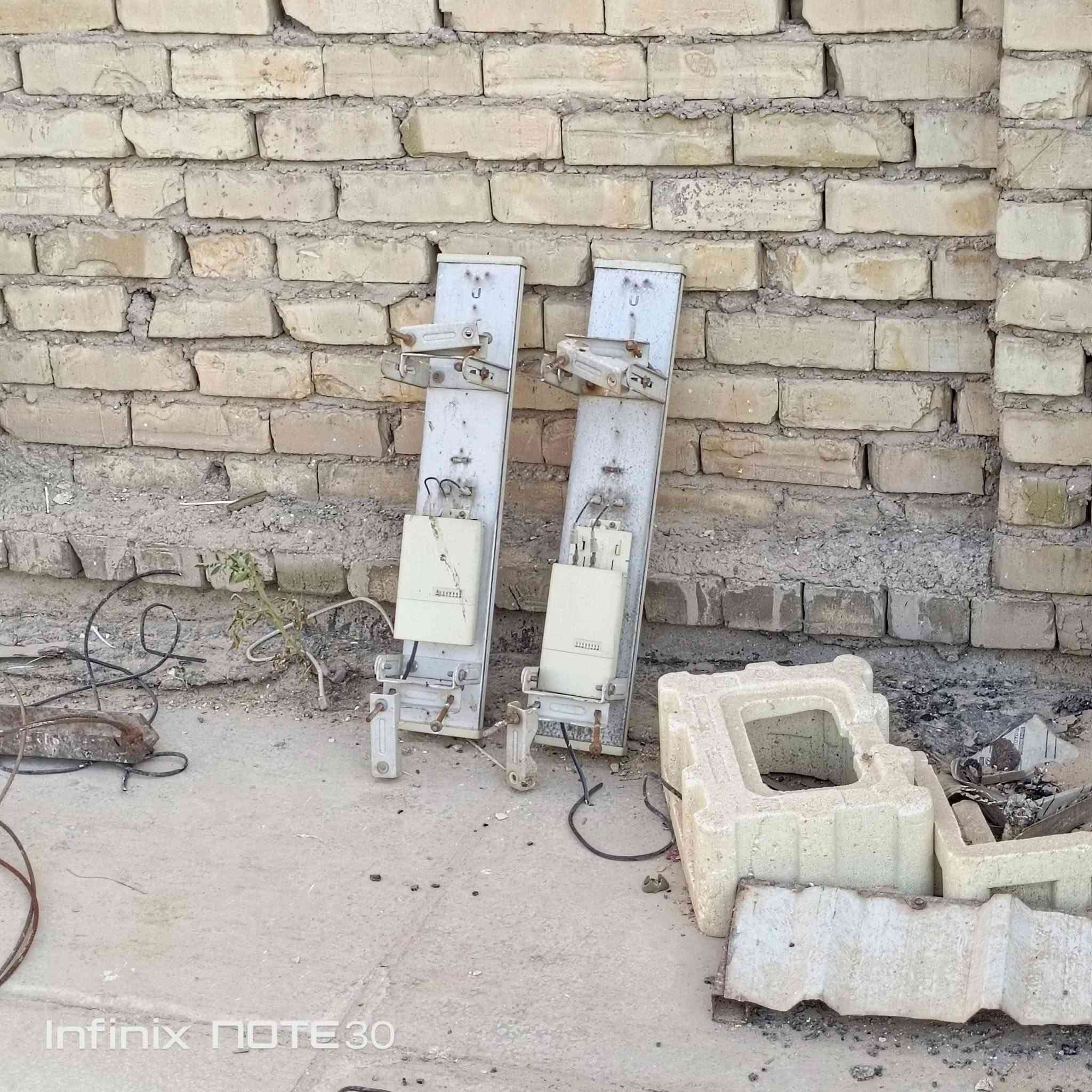 سلام عليكم ورحمه الله وبركاته
تم تفصيخ وتنزيل برج ايراني 21 متر حجم35 في منطقة الرشاد 
***********
واتساب
