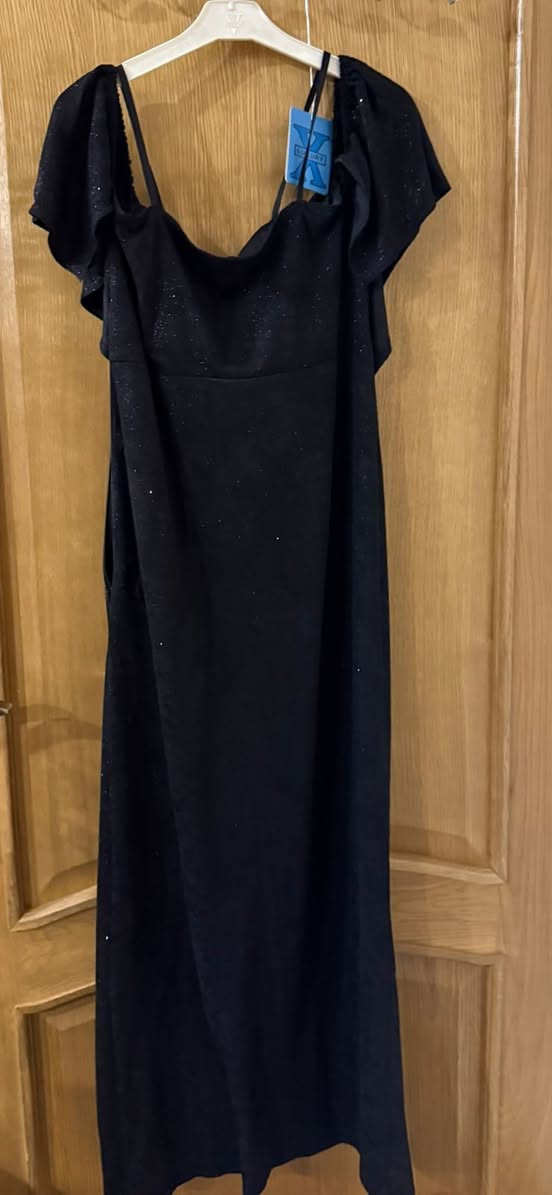 السلام عليكم فستان ملبوس مره وحده


**إذا كنت صاحب هذا الإعلان وتريد حذفه لأي سبب، رجاءا أرسل رسالة إلى الدعم الفني**