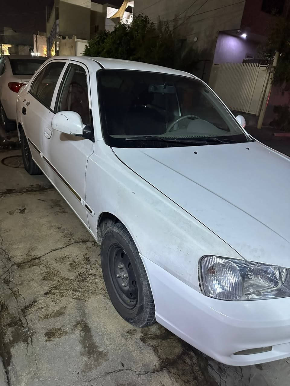 سلام عليكم للبيع هونداي بيرنا موديل 2011 بسمي بيا بونيت +جاملخ كير اوتوماتيك بل شرت محرك بل شرت تخم طيا جديد كهرابيات كولا شخال رقم اربيل تفتر بنزين موجود بدون صبخ سعر 58/ ***********
