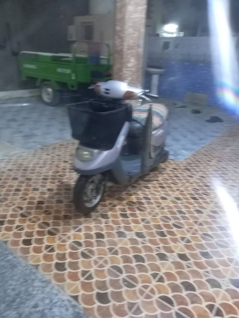 سلام عليكم دراجه ام السله60للبيع دراجه كامله مكمله تايرات جدد كهربايات شغاله واشاير وبك لايت كلهه شغاله نقص باتري السعر300وبيهه مجال


**إذا كنت صاحب هذا الإعلان وتريد حذفه لأي سبب، رجاءا أرسل رسالة إلى الدعم الفني**