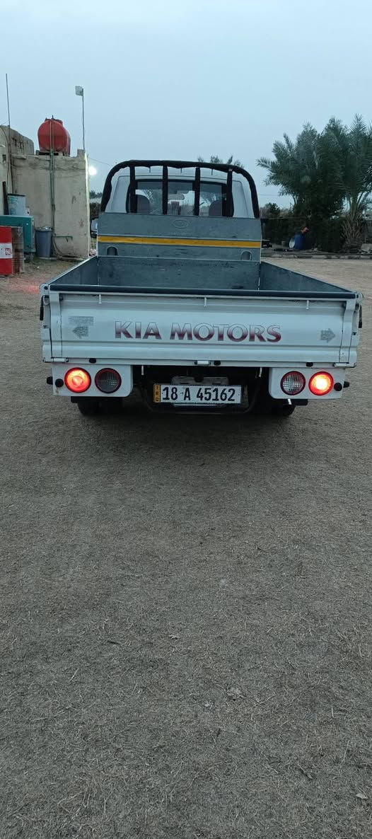 كيا بنكو 2015 محرك 2700 كفاله عامه من صبغ وضربه وتبديل (فقط تبديل دوسات)  محرك كير سدر كفاله تخم تاير جديد شرط التحويل رقم بابل انكليزي. سعرها 115 وبي مجال قليل للستفسار ‏‪***********‬‏
