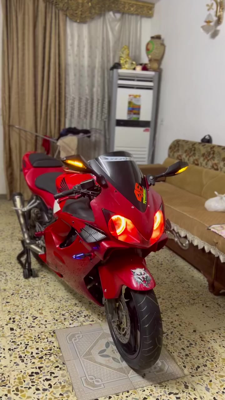 للبيع افوراي مديل ٢٠٠٣ مكانه بغداد ستفسار تصل لو وتساب ***********
