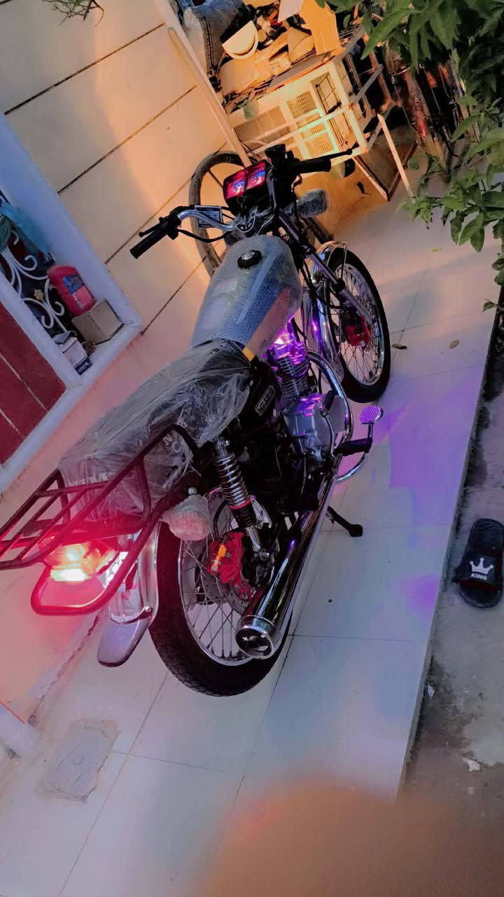 سلام عليكم دراجه نامه للبيع موديل 26اوراق اصولي بعدهيي جديده مكاني بابل سعر 700وبيهه مجال اتصل***********
