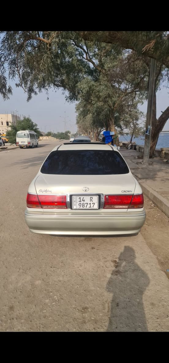 جنون ملكه رقم بصرة تحويل ثاني يوم موديل 2002 شاصي 75 محرك 2500 فيفيتي تبريد ثلج تدفئه شغاله السياره مصبوغه قماره ومداكر خلفيه ومبدله سستم جديد اصل 4 دكم وفتحه مسويها دكمه وحده والفتحه شغاله
السعر 120 مكاني بصره مامتواجد ماسنجر للاستفسار *********** موجود واتساب
