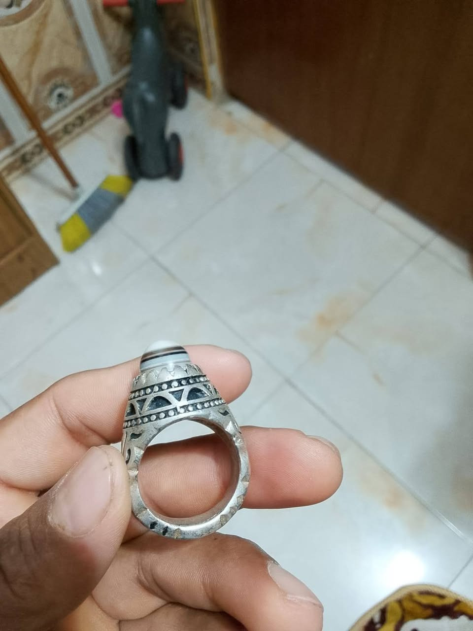 سلام عليكم خاتم جزع طلاء فضه ركز يعني نحاس ومطلي فضه والخاتم الثاني فضه سعرهن 40


**إذا كنت صاحب هذا الإعلان وتريد حذفه لأي سبب، رجاءا أرسل رسالة إلى الدعم الفني**