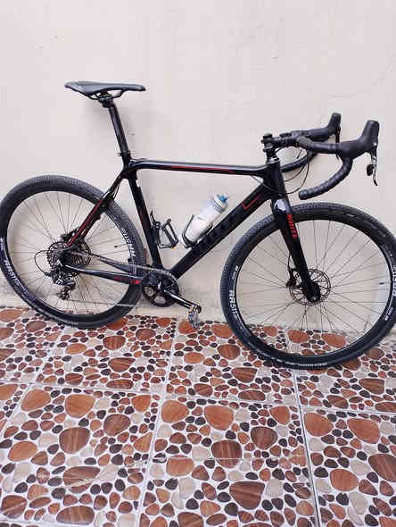 بسم الله الرحمن الرحيم
بايسكل كريفل ماركة ألمانية مال سباقات العالمية
نضيف جداً و جديد, ما به أي نقص، عنده 11 كير
خفيف الوزن مادة كاربون،
بريكات الدهن،
مكاني محافضة سليمانية، قضاء رانية

سعر: ١،٦٠٠،٠٠٠ و مجال
رقم الجوال: ***********
