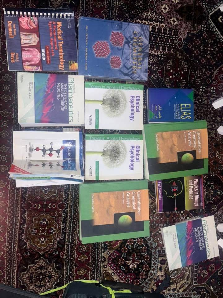 مجموعة كتب طبية للبيع بسعر ١٢٠ الف
واتس اب ***********
