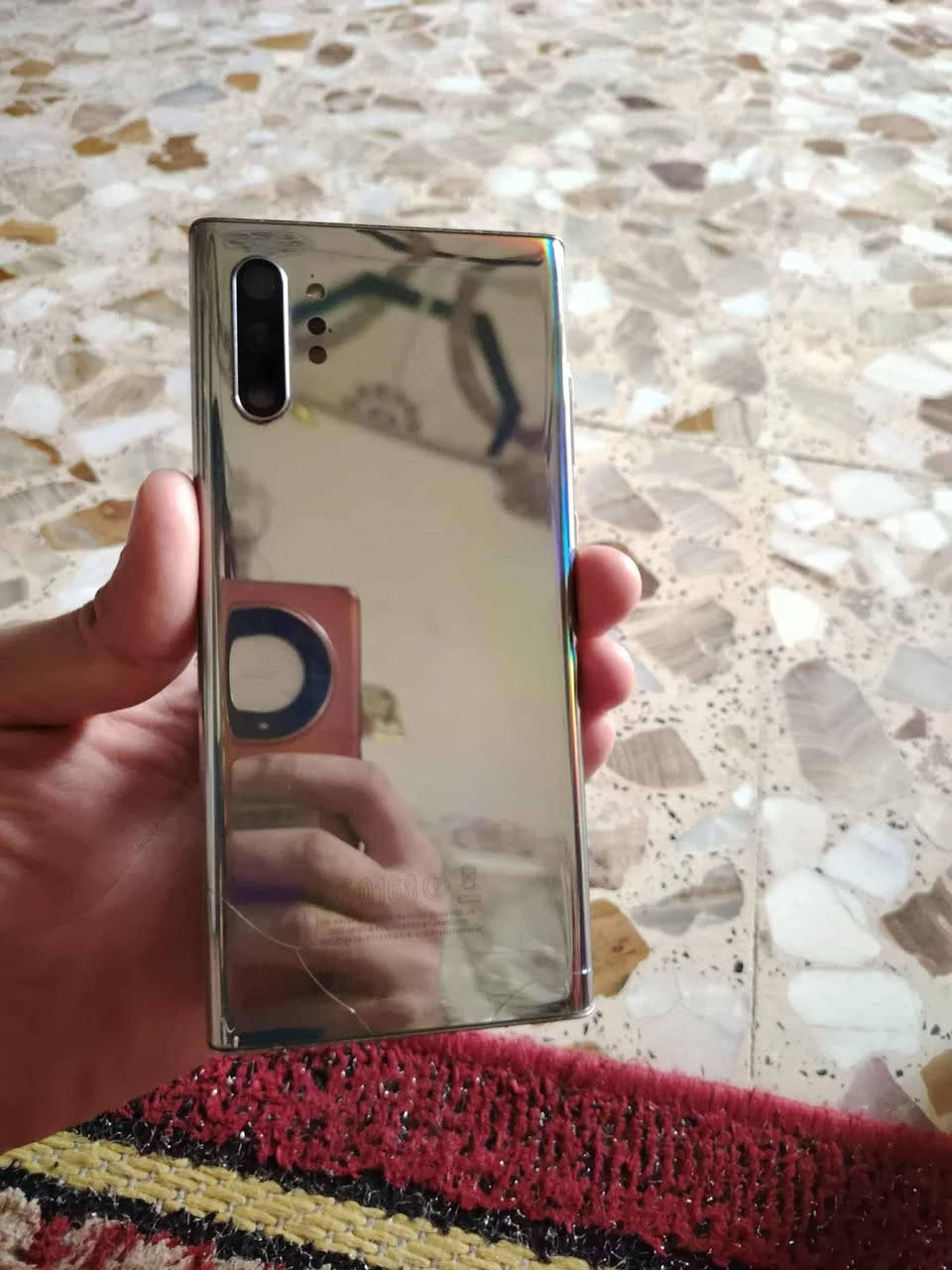 سلام عليكم نوت عشره التره شرق اوسط دبل خط فول نضافه ذاكره ٢٥٦فقط فطر خفيف بضهر ٢٥٠ بي مجال
