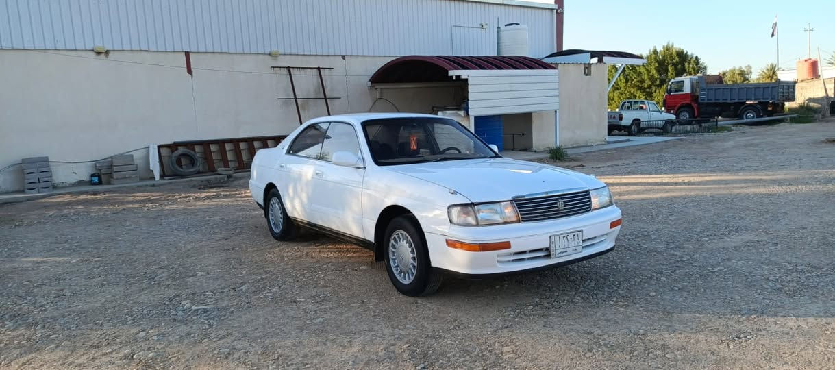 سلام عليكم سياره بطه للبيع موديل1995 رقم بغداد مشروع وطني شرط تحويل ثاني يوم سنويه 2027تخم تاير حداديه كهربائيات كله شغاله دوشمه مكفوله من الكص والنقل جثه والعيب الشرعي مصبوغه حزام عنوان واسط الكوت سعر 47ورقه وبيه مجال الشراي رقم ***********
