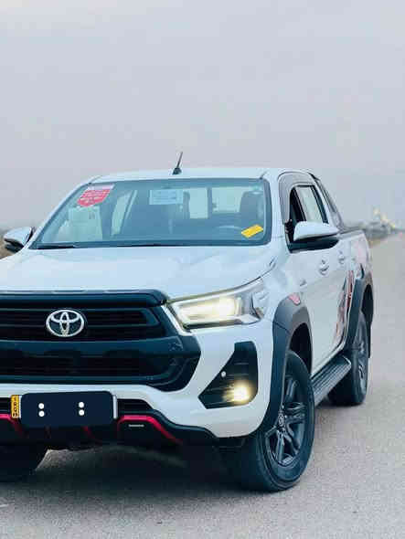 السلام عليكم
تويوتا هالوكس موديل 2023 
مكينه V6
مكفوله كفاله عامه 
السبير منازل ابد بعده عل شركه 
رقم واصط السنويه لل28 مشروع وطني
السياره مكانها بغداد 
رقم انكليزي دولي 
السياره سونارها اوياها
ماشيه 77 الف 
*********** رقم صاحب السياره
