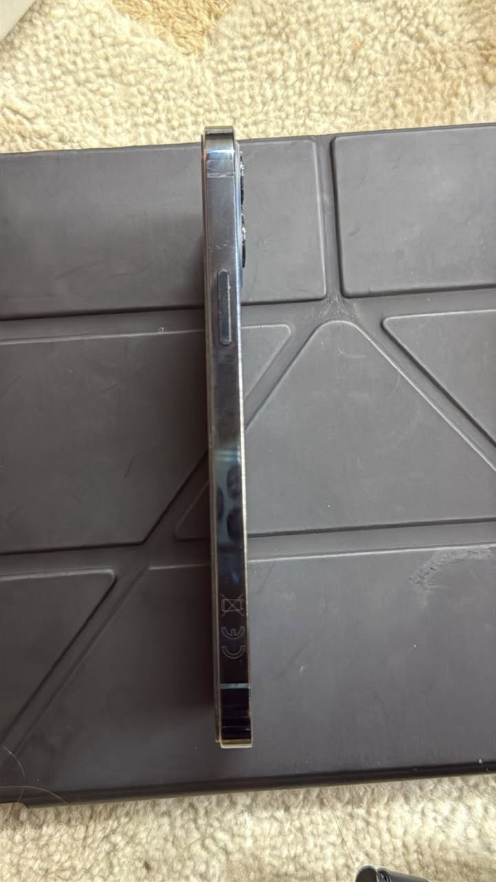 ١٢برو ✨
ذاكره١٢٨❤️
بطاريه مبدل ١٠٠تقره✨
نموذج AAAماستر☘️❤️✨
شاشه ما مبدله اصليه ✨🌹
فيس ايدي شغال✨
ضهر مكسور 💔
بس مشكله بل سماعه الأماميه ☘️
سماعه خلفيه شغاله✨✨
سعره 285 وبي مجال قليل 🔥
رقم تواصل ٢٤ساعه واتساب ***********🌹
