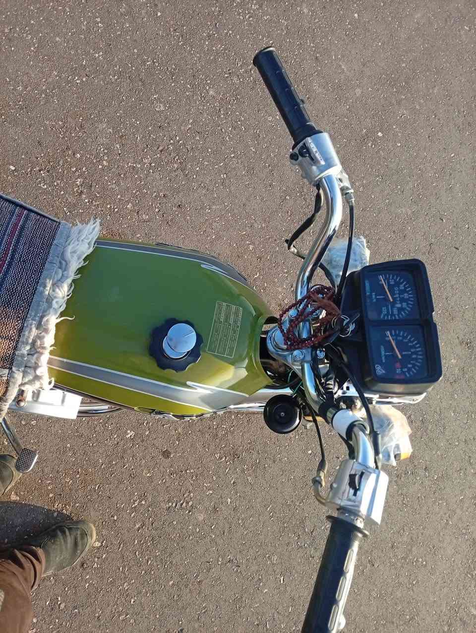 دراجه للبيع 4 قير 2023 الدراجه حلوه مقفوله ماكينه ما مفتوحه وما ممدود الصبانه عليها السعر ب 500 وبيها مجال المكان كربلاء قريه الشريعه اللي عنده دراجه للبيع اراسه واعطيه فرغ عليها او موديل 25 او 24 بس نظيفه اعطيه فرغ عليها اوراق اذا سكنر 
***********
