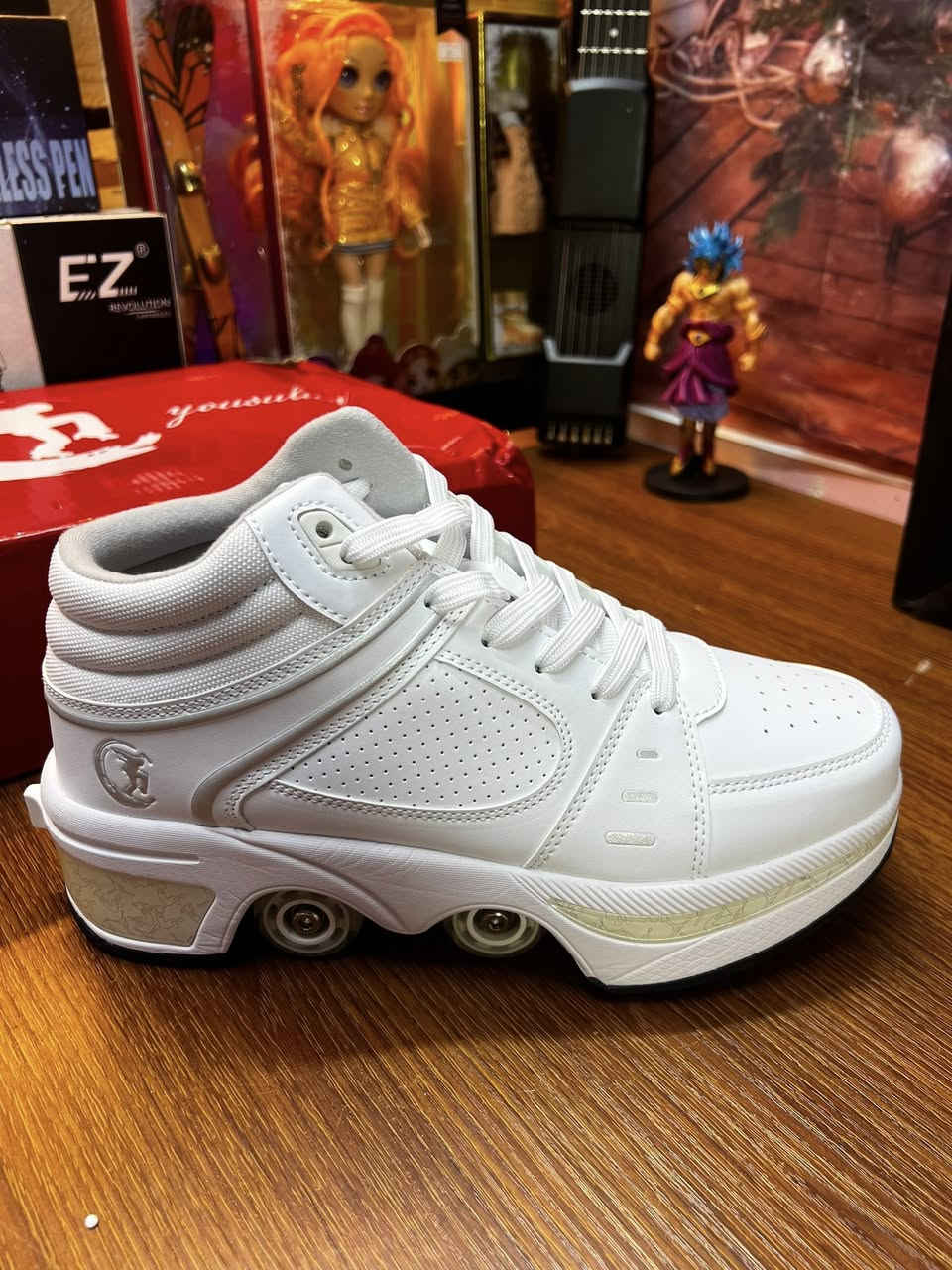 حذاء تزلج بعجلات (Roller Skate Shoes) من العلامة التجارية Yousulun
مزاد ما اعرف سعره


**إذا كنت صاحب هذا الإعلان وتريد حذفه لأي سبب، رجاءا أرسل رسالة إلى الدعم الفني**