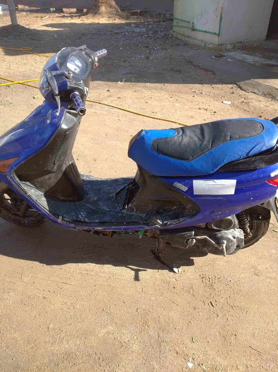 السلام عليكم فراشه للبيع مكاني بابل السعر 225وبيه مجال هاذه رقمي ***********
