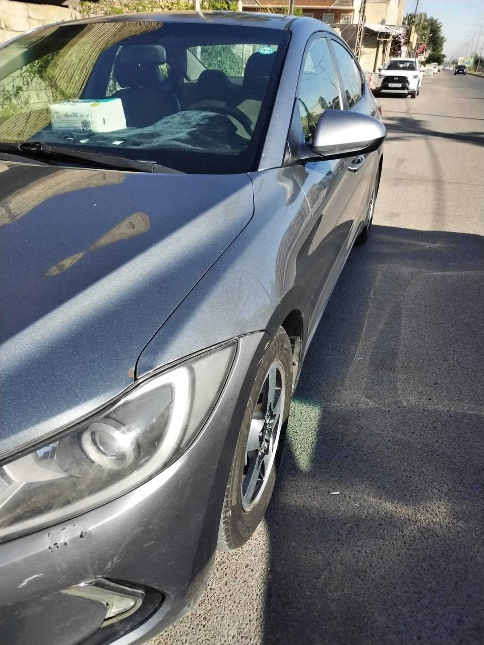 سلام عليكم
النترا  وارد امريكي محرك ٢٠٠٠ دوش
تحويل ثاني يوم السيارة بأسمي
حادثها بأمريكا كما في الصور وبالعراق صندوق
السيارة تبديل بنيد وصندوق فقط 
سياره جاهزه . 
عليها منظومه غاز  جديده
عارضها  100 $ وبيها مجال
***********
