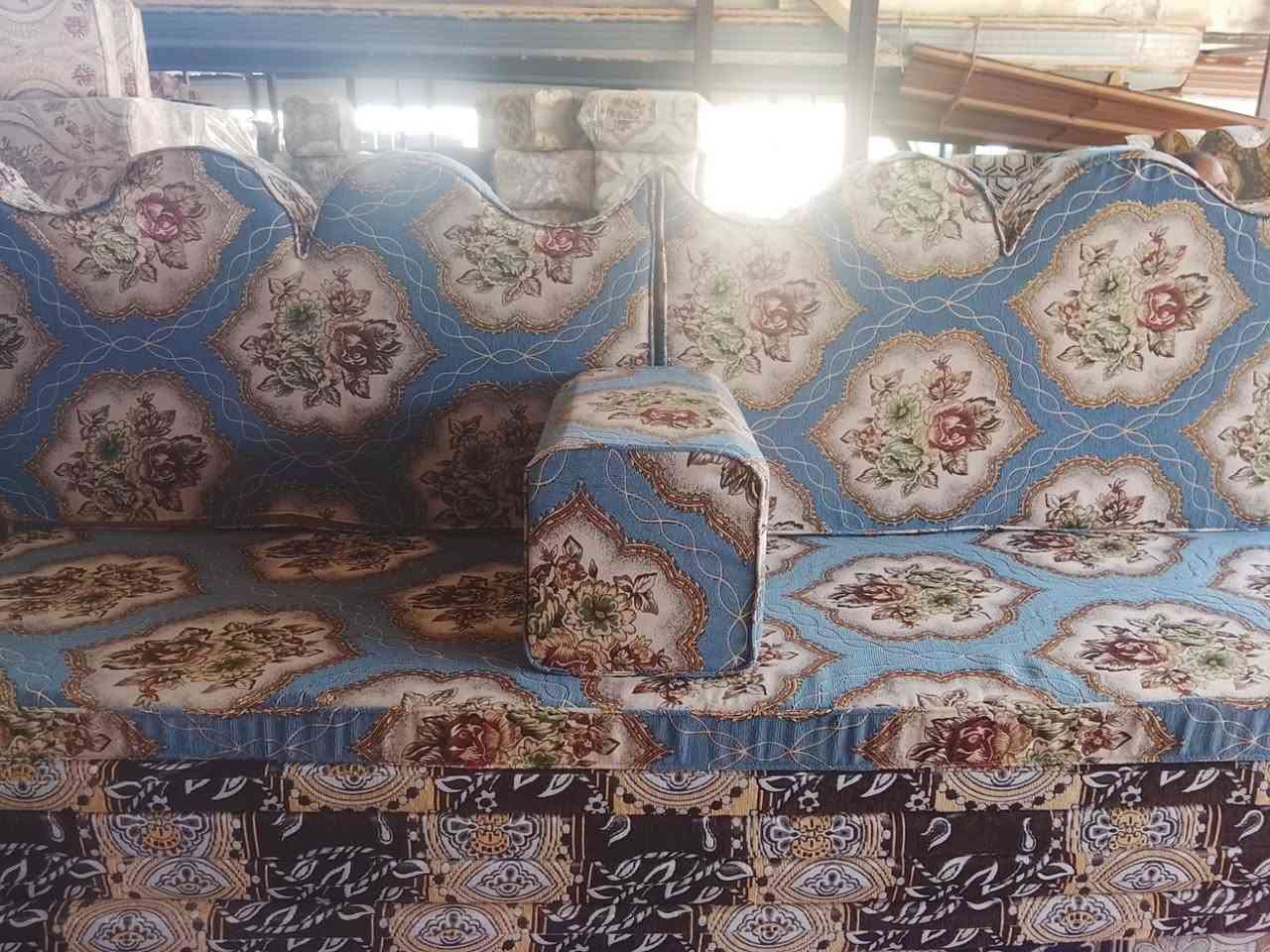 جلسات عربية كويتي جديد جميع الألوان و الموديلات متوفره توصيل جميع المحافظات تواصل و استفسار واتساب ***********
