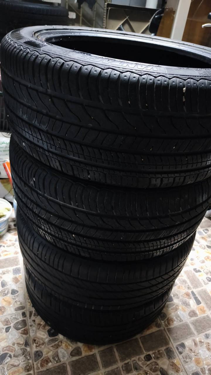 جوار تەیەی 17 قیاس 235/45/17 تەیەکان زۆر خاوینە سەتا90خاوینە ژمارە *********** فەیبەر وەتسئاپ لەهەولیرم أربيل, العراق
