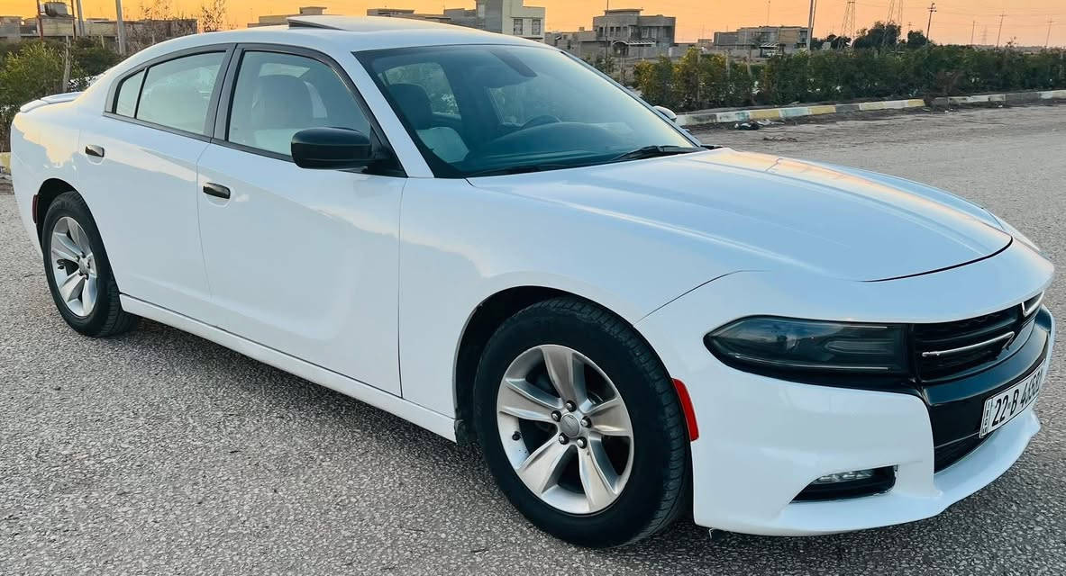 16 كلين كفاله
رقم اربيل تحويل او وكاله
محرك 6 سلندر 3600
فتحة
شاشة كبيرة
كشنات حظن
تدفئة كشنات
هيترات مري
كشنات كهرباء
حساس خلفي 
ماشية 68 الف 
محرك كير حدادية تبريد كله بلادي وجاهزة من كلشي 
السعر 207وبيها مجال 

***********
