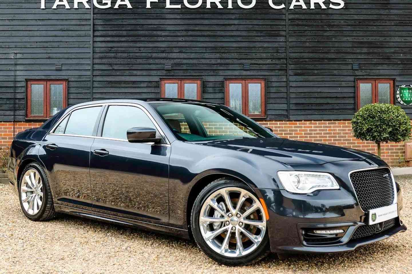 السلام عليكم تخم ويل اوباما srt مراوس بويلد او بيع الويل مابي اي فطر وكلش تجنن كعدته عالاوباما ***********
