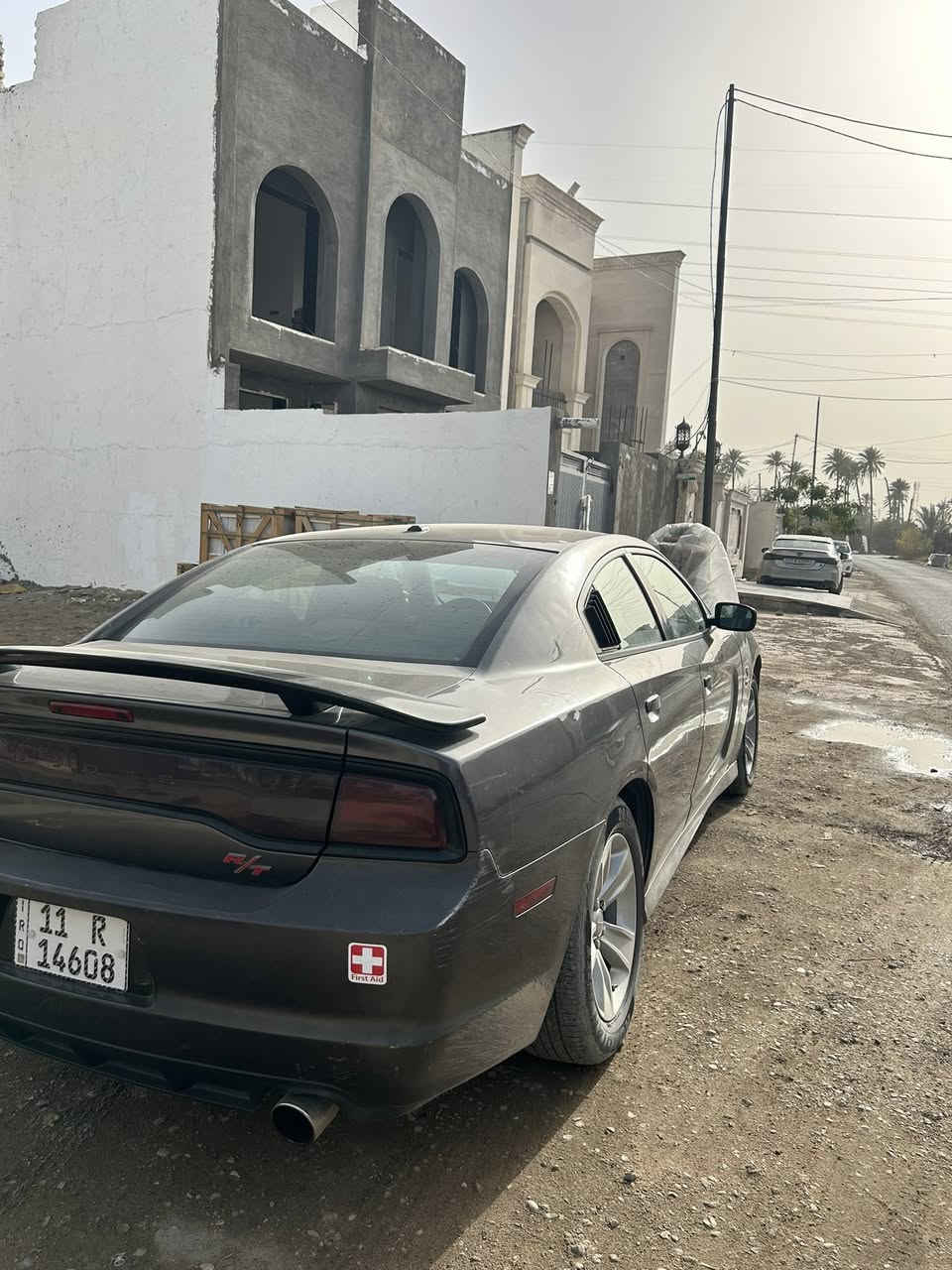 سلام عليكم  جارجر R/T2014وارد امريكي 
مكينة V8 5.7 
السيارة جاهزة رقم بغداد الدولي تحويل مباشر 
حادث جاملغ  امامي ايمن (بدون شواصي بدون دواخل ) 
بيه صبغ اثر جراد موضح بل سونار 
 السعر 138 وبيه مجال بسيط 
العنوان بغداد الجزيرة السياحية 
***********
