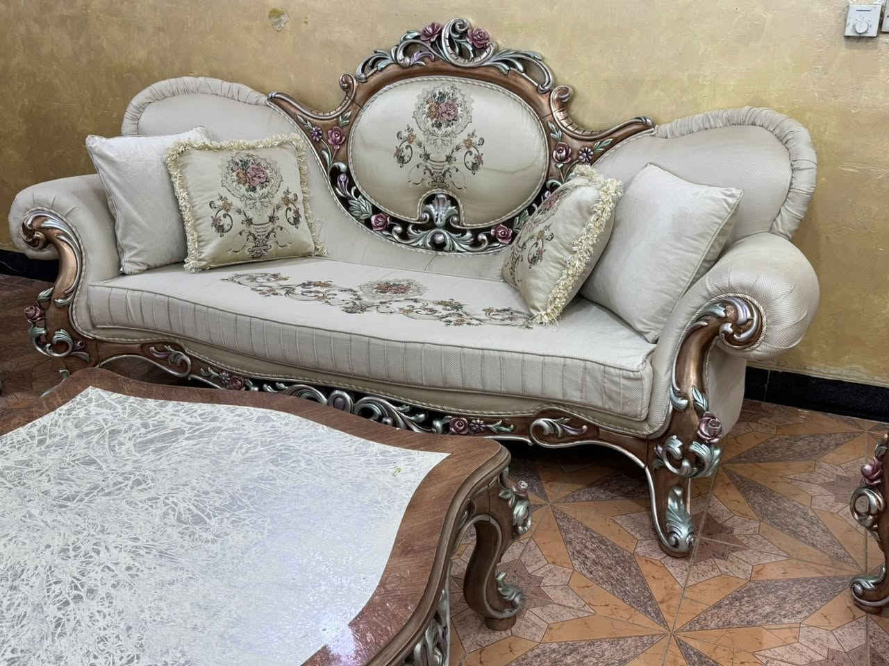 تخم زان درجة أولى اخو الجديد ١٠ مقاعد مع طبلة وسطية ***********
