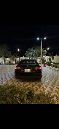 لبيع كامري LE هايبرد بانزين2025 خليجي  فول مواصفات عدا البردى الخلفية ...