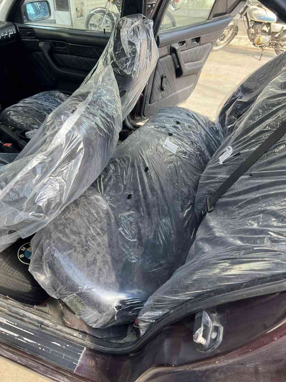 سلام عليكم للبيع بي ام 520كير عادي رقم وسنويه و هزه كله جديد السياره باسمي اتريد وكاله او تحويل اسويلك تبريد شغال سلايت شغال منضومه زينون سستم صوت مضخم صوت 4تايرات جديد كهربائيات كله شغال بس ايرفلو ميشتغل فاصلينه ابشرط لا يخربط ولا شي السياره على ايدي كلشي بي جديد نضيفة كلش وعلخير الي ياخذهه مكانه ديالى خانقين سعرهه 50 بي مجال للشراي للاستفسار اتصال 📞 ***********
