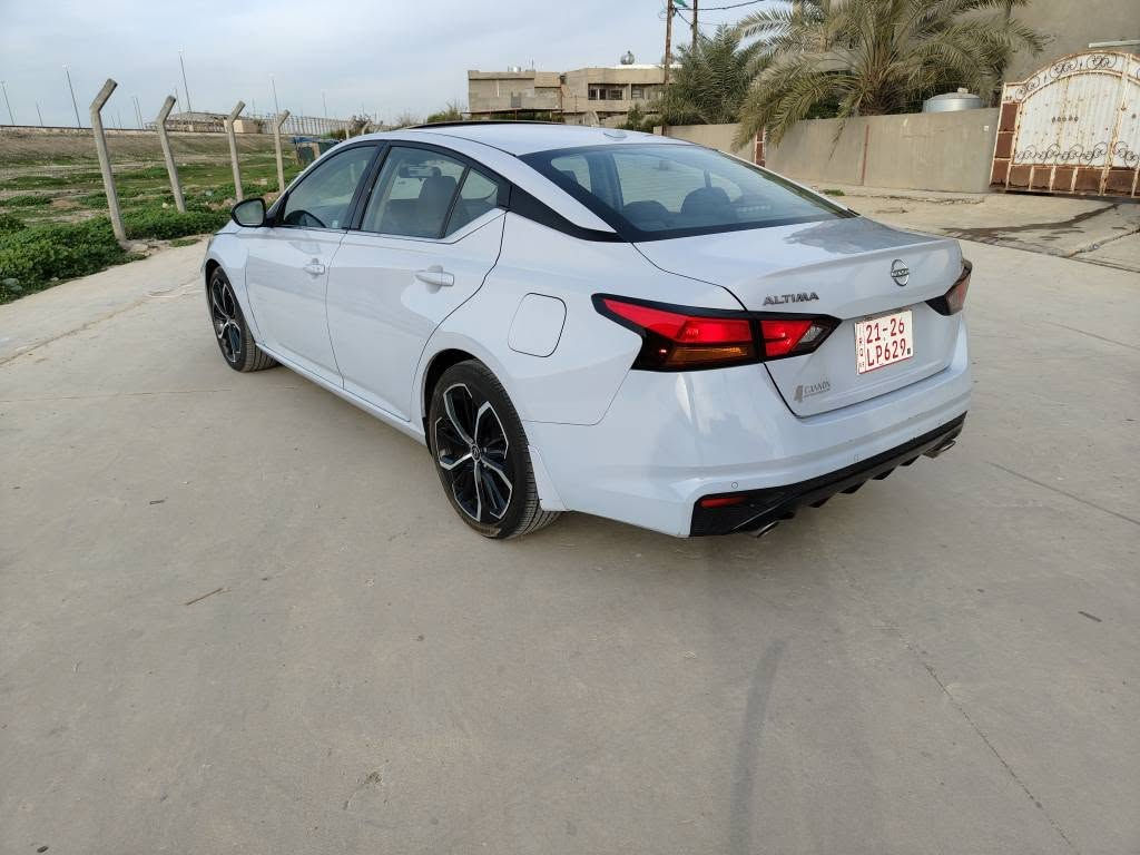 نيسان التيما موديل 2024
مواصفات SR فول 1/1
سعر 160$
5كامرات 
كوشن جلد و كهرباء و تدفئه
بصمه تشغيل بصمه ابواب تشغيل عن بعد 
شاشه ايبات كبير
سلايد 
لايتات عدسه زنون و ليد نهاري 
محرك 4 سلندر حجم 2500 تنفس طبيعي 
تحكم ستيرن جهتين و شفتات 
رادارات امام و خلفي و جوانب 
توقف ذاتي و قياده ذاتيه و نقطه عمياء 

حادث سيارة بونيد و جاملغ 
رقم شاصي منشور تكدر تشوف صور حادث 
ارباك استيرن وبرده طاك راجع بلادي شركه 
سياره بدون رقم يترقم سليماني اربيل دهوك شرط ترقيم 
 
مكان كركوك 
للاتصال ***********+وتساب كركوك, العراق
