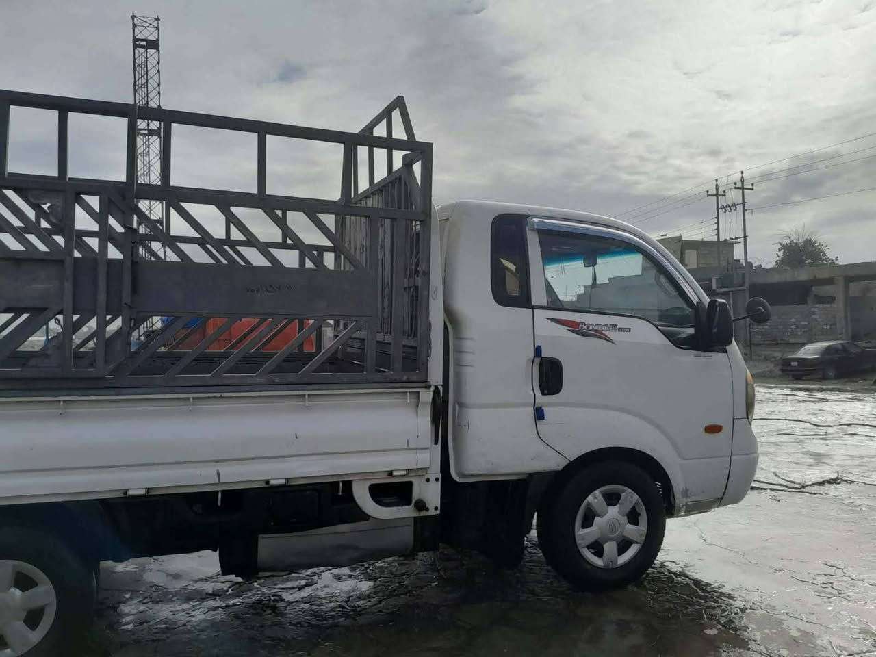 للبيع
كيا بنكو ثري محرك كير شرط محرك ستايركس حصه كاز رقم شمالي انكليزي باسم الشرعي شرط التحويل شاصي رقم شاصي بشرط (السعر90$)وبيها مجال 
الاتصال
***********
