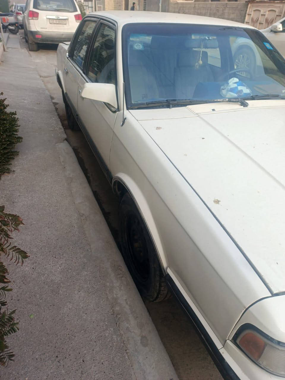 اولدز موبيل موديل ١٩٩٠ جاهزة كير محرك صدر رقم بغداد دولي مكان بغداد ابو غريب ***********واتساب سعرها ٣٥ وبيها مجال
