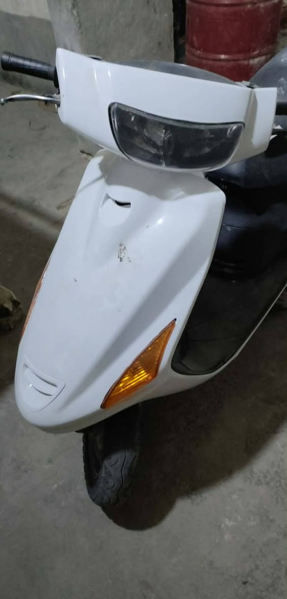 السلام عليكم
دراجه فراشه نثيه تجفيت جديد كلشي بيه جديد بيه فقط راجز سلف 
السعر 550 وبيه مجال 
المكان نجف ناحية العباسيه للاستفسار 
***********
